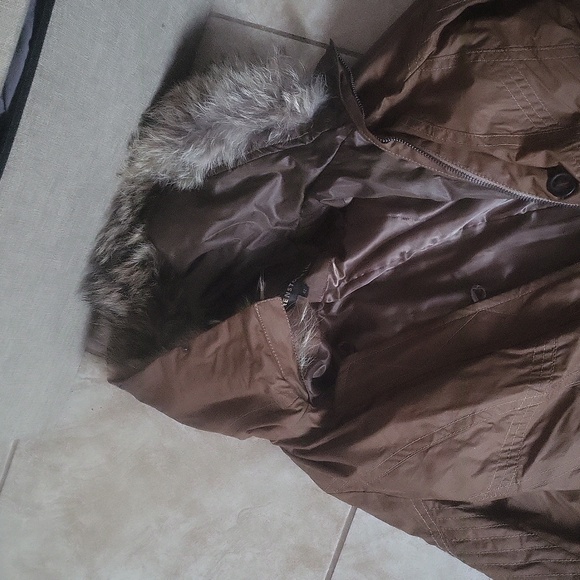 Creenstine jacket - Picture 2 of 3